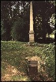 Obelisk und Grabgewölbe - Graf Pajol