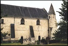 Abtei Saint-Pierre in Bourgueil heute. Die Kirche stammt aus dem 11./12. Jahrhundert und damit aus der Zeit Balderichs. 